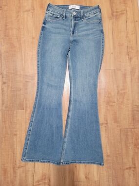 Holister High Rise Stretch Flare Jeans